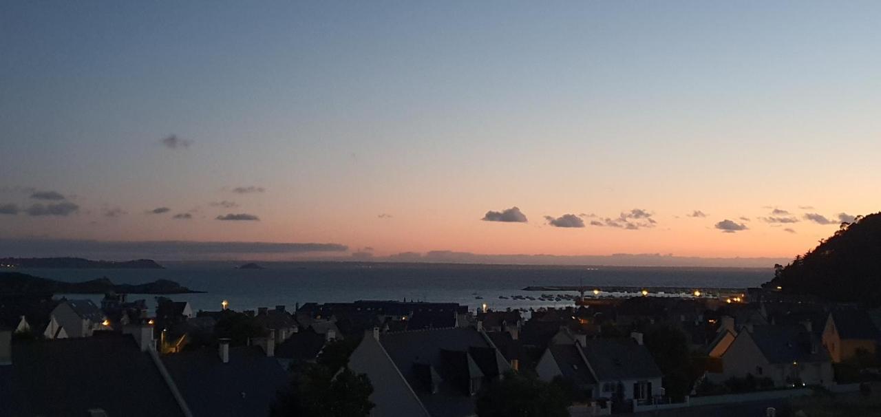 Appartement Bretagne Vue Mer Exceptionnelle Sur Les Hauts D'Erquy Au Calme ! Et Au Pied Du Gr34 エクステリア 写真